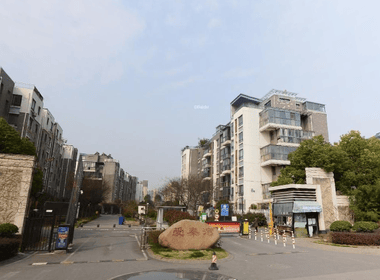 爱秦湾 1室0厅0卫