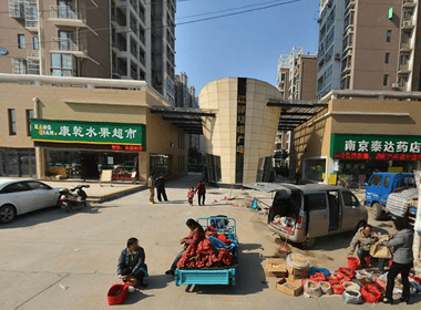 江畔明珠广场 2室0厅0卫