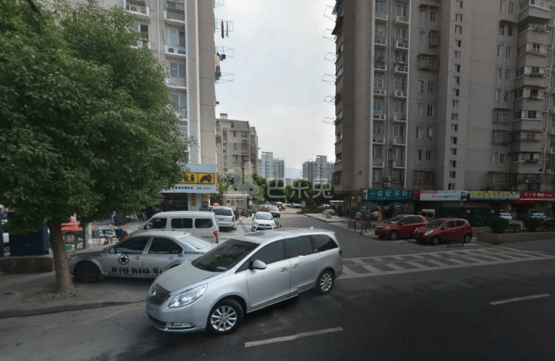 兴贤佳园近贤苑西区12404428周边环境图0