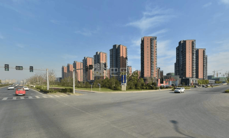 冠城大通蓝郡13585837周边环境图1