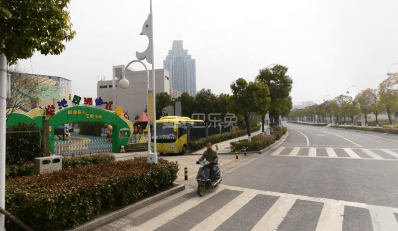 龙池翠洲8230065周边环境图8