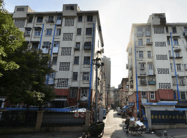 察哈尔路六十七号小区 2室0厅0卫