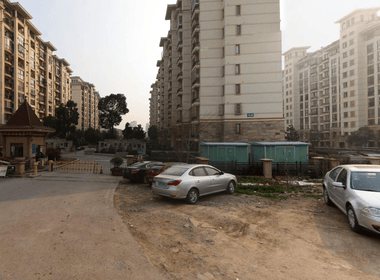 青山湾花园 3室2厅1卫