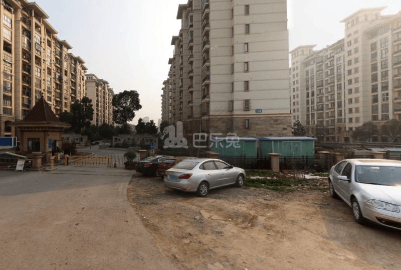 青山湾花园12132994周边环境图2