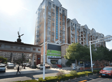 湖心花园 1室0厅0卫