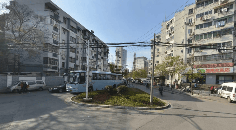 天山路小区12413498周边环境图1