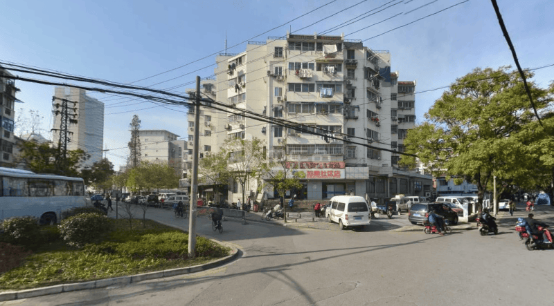 天山路小区12413498周边环境图3