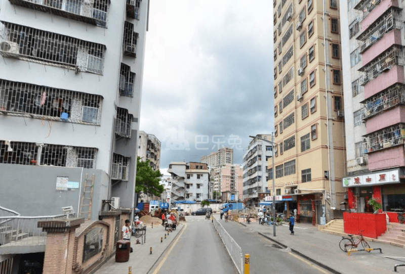 红梅苑11957793周边环境图1