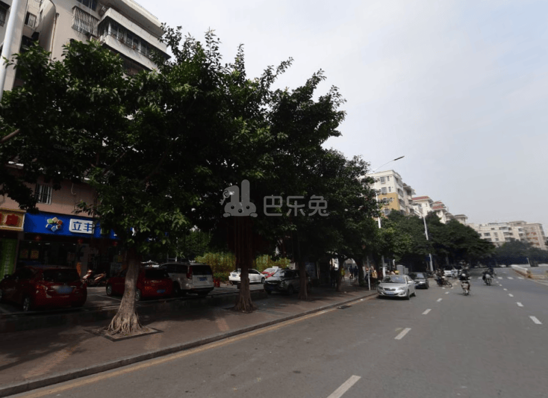 中侨商住楼6468848周边环境图7