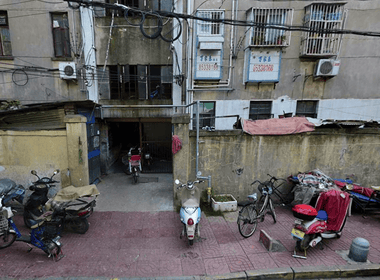 匡庐新村 4室0厅0卫