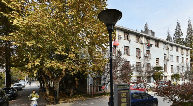 南林一村12544768周边环境图1