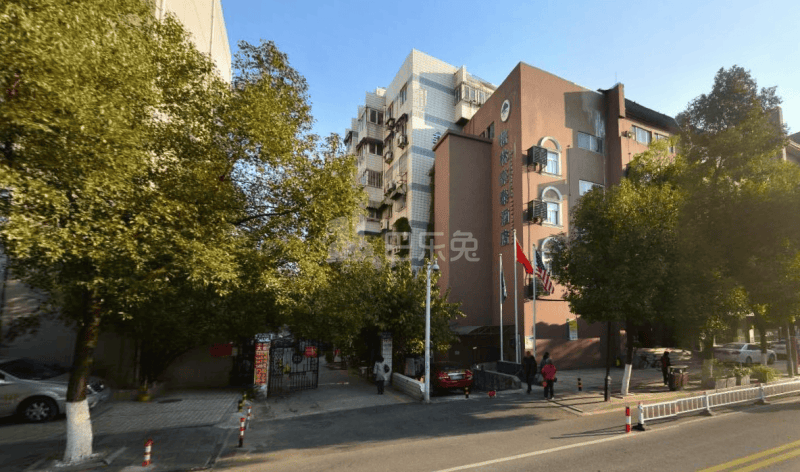 王府大街143-149号院12884137周边环境图14