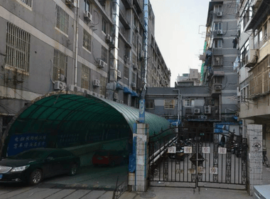 杨家胡同79号 2室0厅0卫