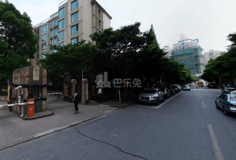 东方曼哈顿15437830周边环境图1