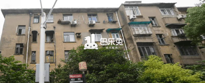 彭浦新村彭一小区