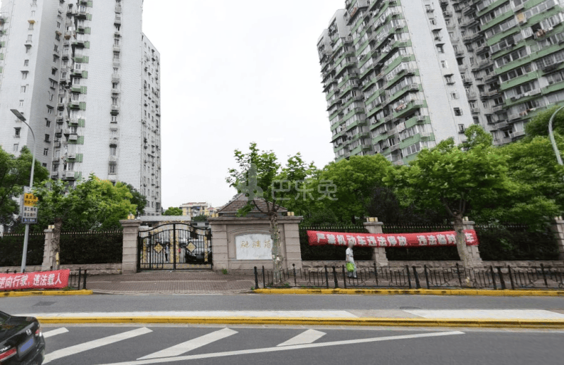 驰骋苑（大渡河路）15585846周边环境图2