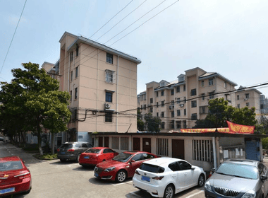 园二小区 2室1厅2卫