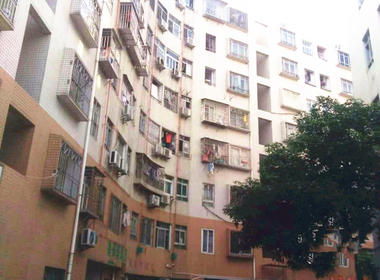 银麓公寓 3室0厅0卫