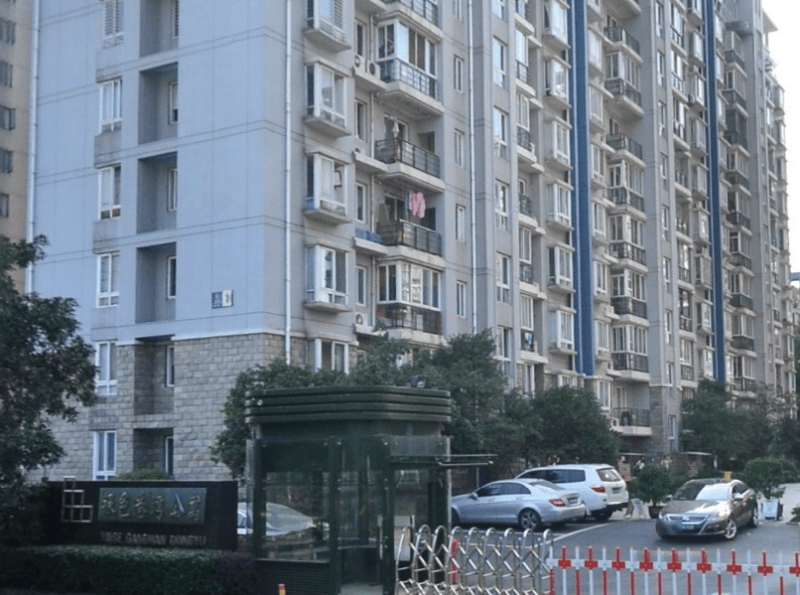 滨江出租房 彩虹城出租房 银色港湾  交通周边 交通:6号线(伟业路站)