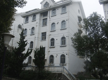 养龙山庄 1室0厅0卫