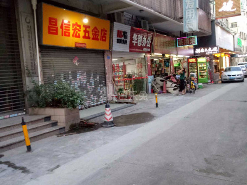 宏华苑小区11667723周边环境图6