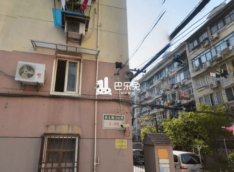 交通周边 交通:12号线(嘉善路站,步行7分钟|12号线(大木桥路站)