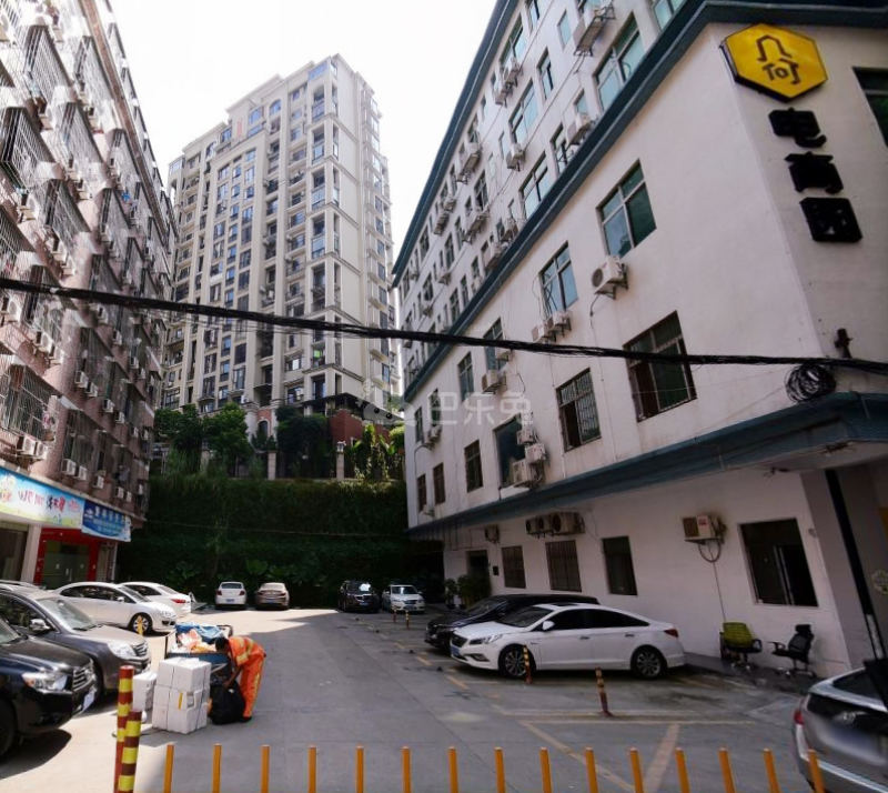 卧龙居公寓3862536周边环境图4