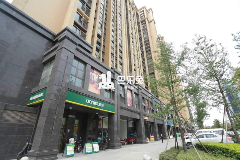 成都高新_尚郡天悦府_1室0厅0卫_合租_盛安街18号