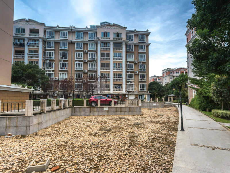 百家湖西花园巴黎城12356620周边环境图8