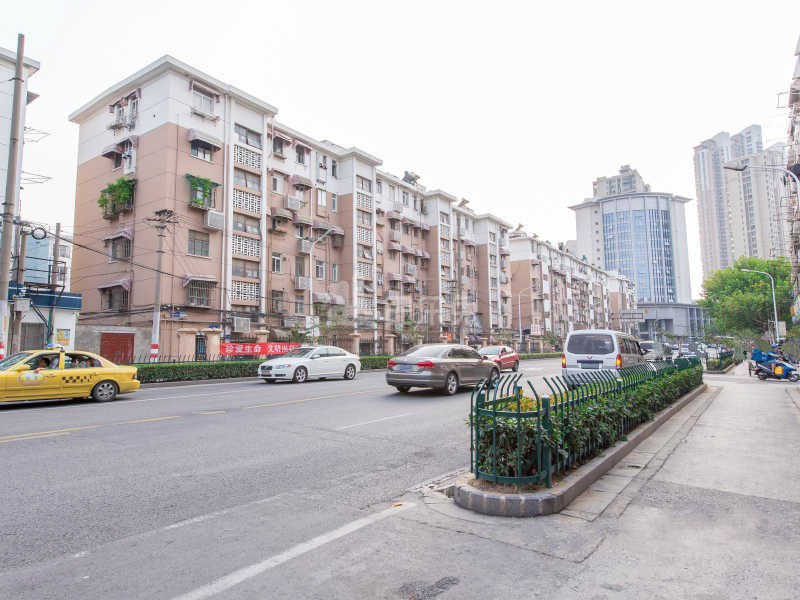 白云亭小区12549566周边环境图2