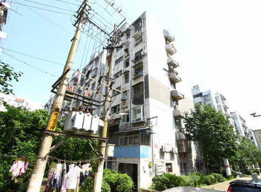 白云新寓 3室0厅0卫