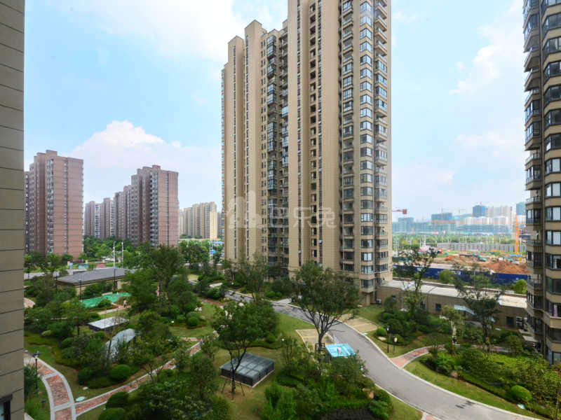 保利罗兰春天12499884周边环境图47