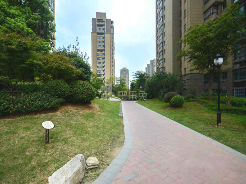 保利罗兰香谷13537576周边环境图1