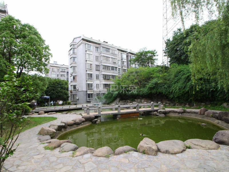 方圆兰庭11651111周边环境图1