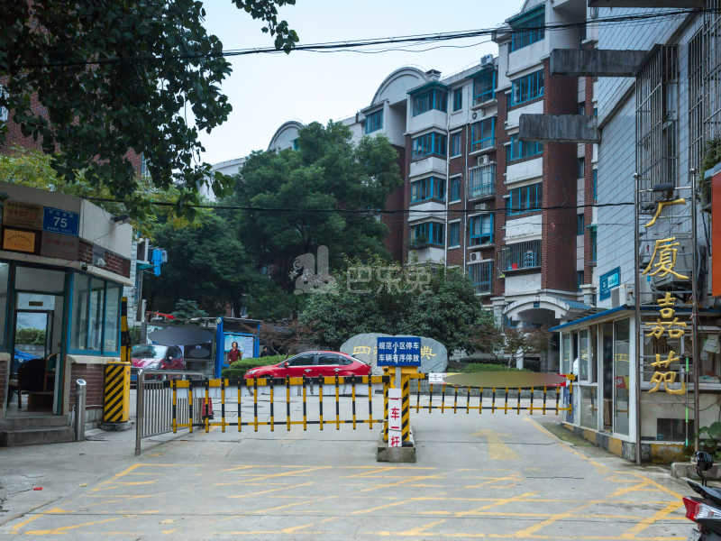 四季经典（广厦嘉苑）13554605周边环境图1