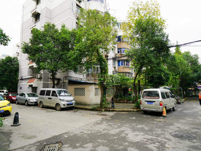 虹苑新寓三村13553375周边环境图10