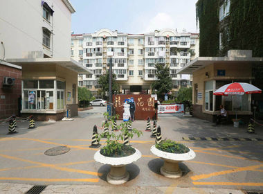 龙凤花园 3室0厅0卫