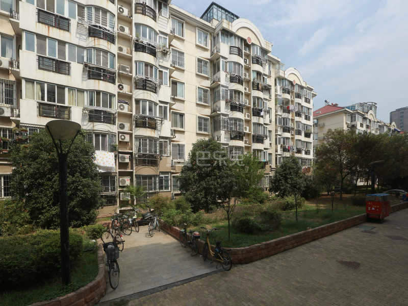 龙凤花园12408933周边环境图2