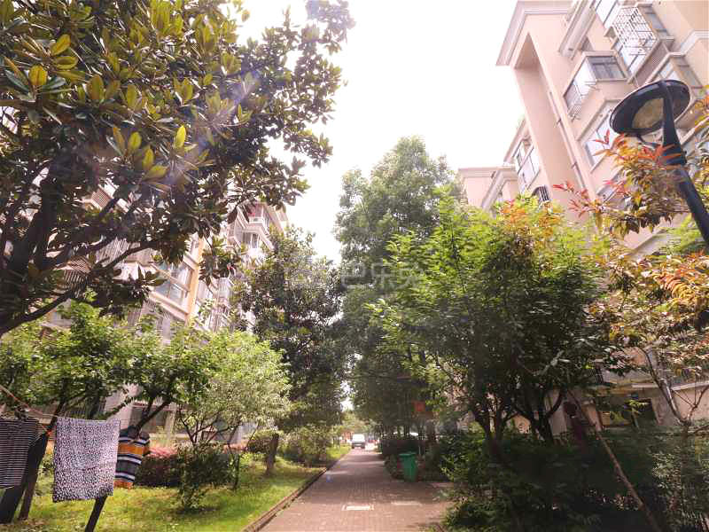 丽景华庭13331846周边环境图1