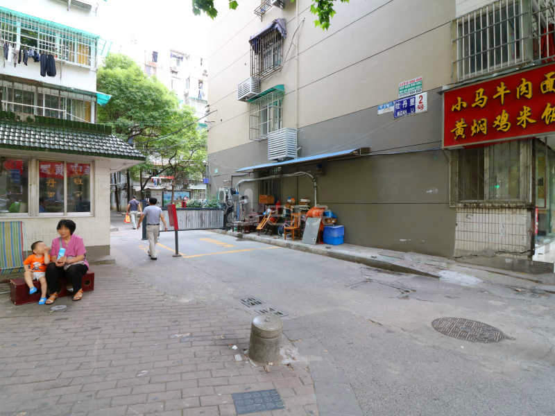 莫愁花园牡丹里13585836周边环境图1