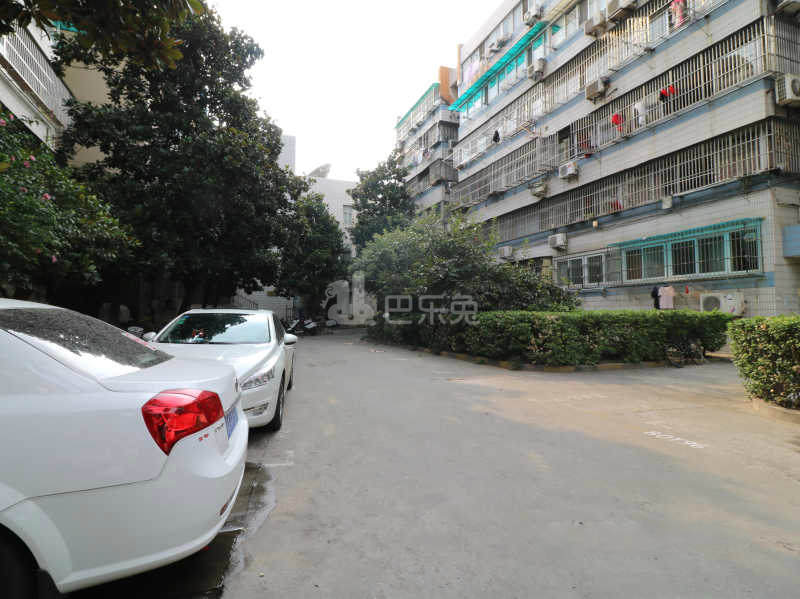 莫愁花园牡丹里13585836周边环境图3