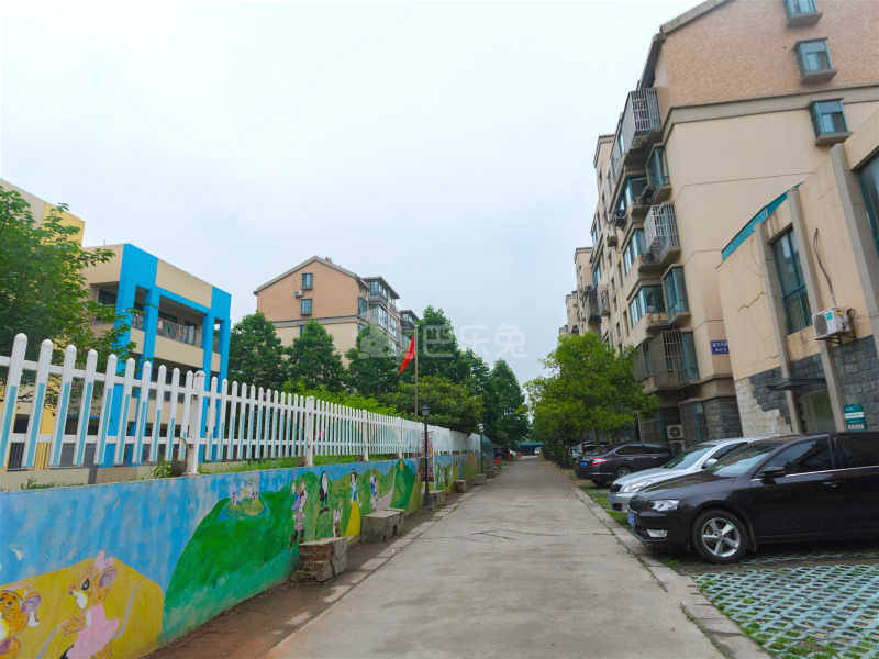 南方花园枫彩园12544910周边环境图3