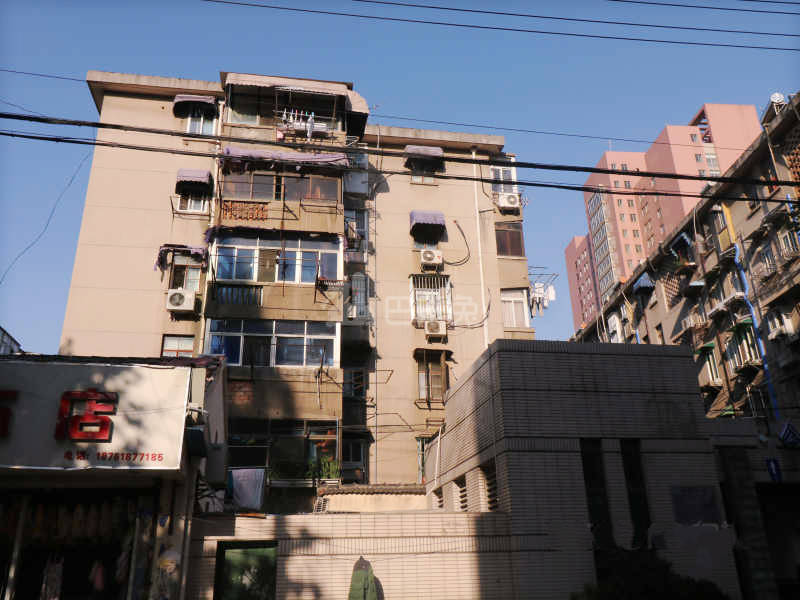 青岛路2号小区12488136周边环境图0