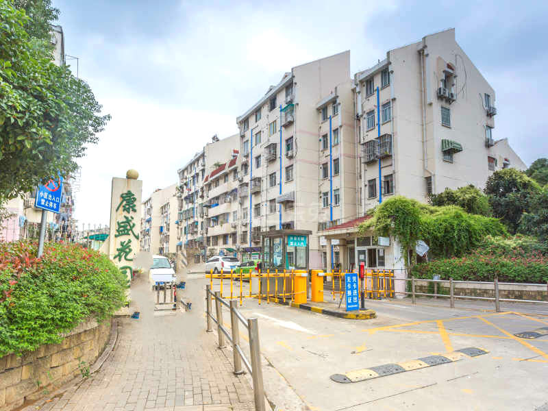 康盛花园12449440周边环境图1