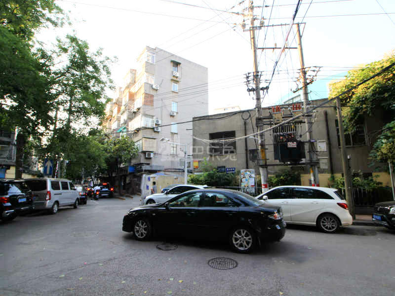 匡庐新村12394040周边环境图3