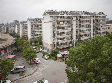 潭桥公寓北园 3室0厅0卫