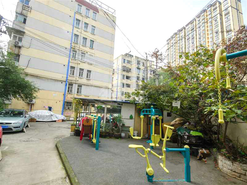 钟阜路小区12553405周边环境图3