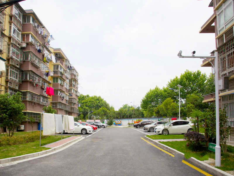 郁金香花苑13072683周边环境图6