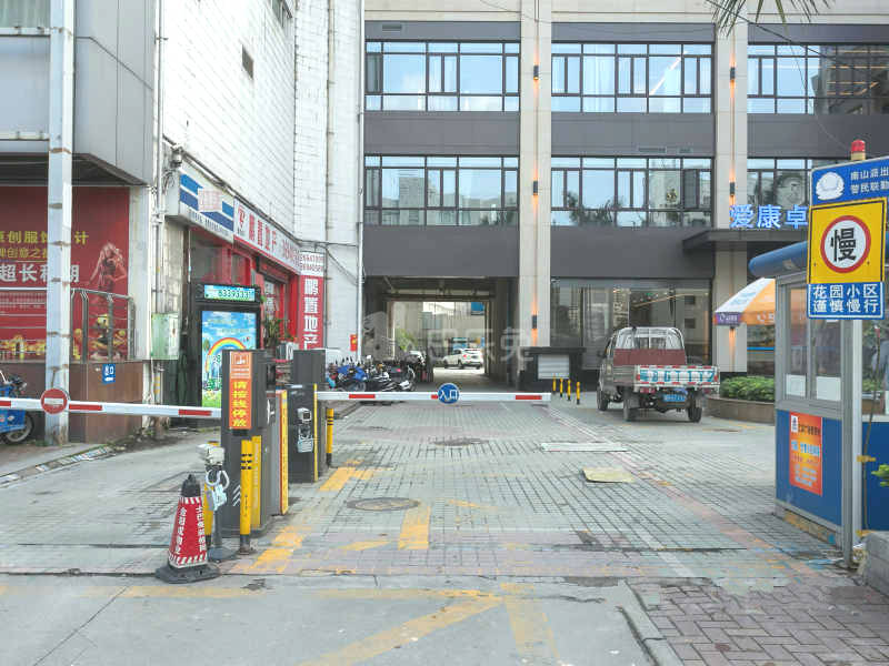 汇宾广场小区7601744周边环境图9