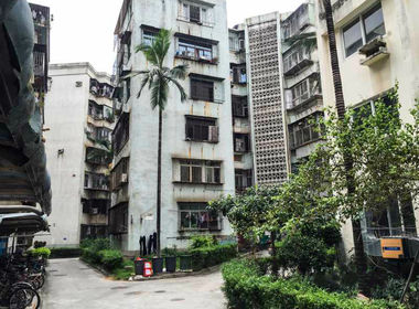 雷公岭住宅区 3室2厅1卫